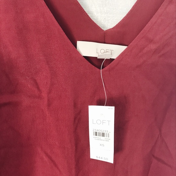 NWT Loft tank blouse burgundy layered v-neck - Picture 4 of 6